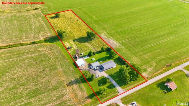 232 PALM Lane, Flora, IL 62839