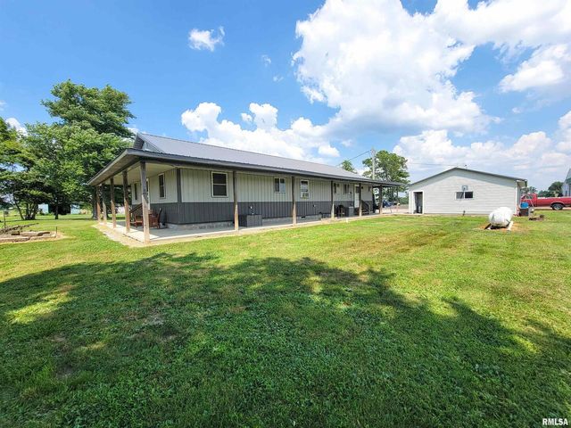 232 PALM Lane, Flora, IL 62839