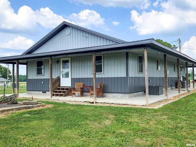 232 PALM Lane, Flora, IL 62839