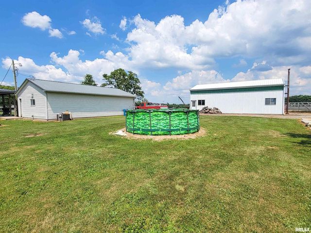 232 PALM Lane, Flora, IL 62839