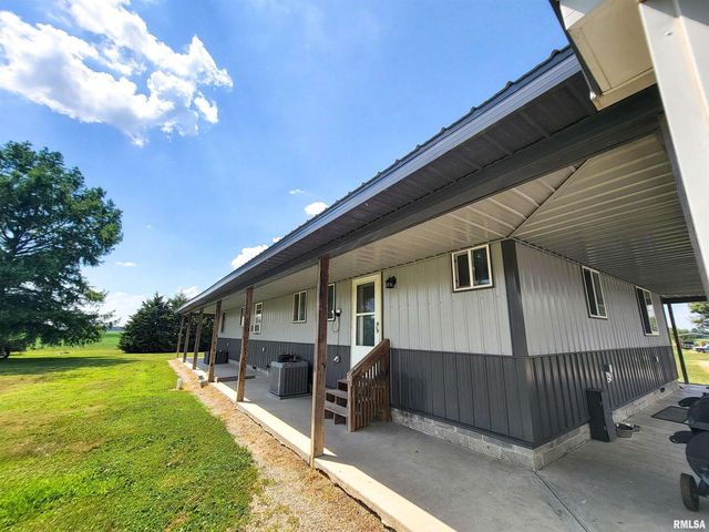 232 PALM Lane, Flora, IL 62839