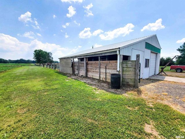 232 PALM Lane, Flora, IL 62839