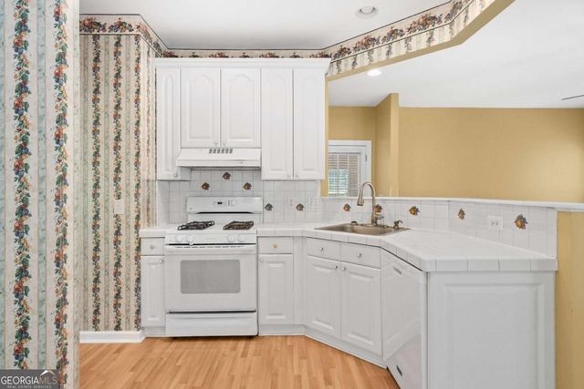185 Thornwood Drive SE, Calhoun, GA 30701