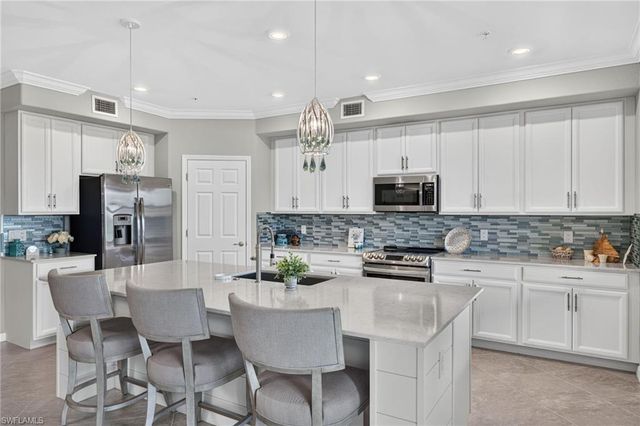 17280 Cherrywood CT, Bonita Springs, FL 34135