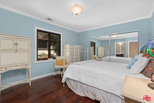 3645 Longview Valley Road, Sherman Oaks, CA 91423