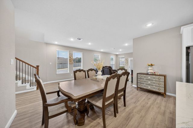 2639 barkey, San Antonio, TX 78245