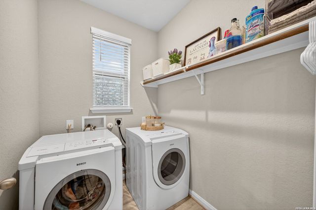 2639 barkey, San Antonio, TX 78245