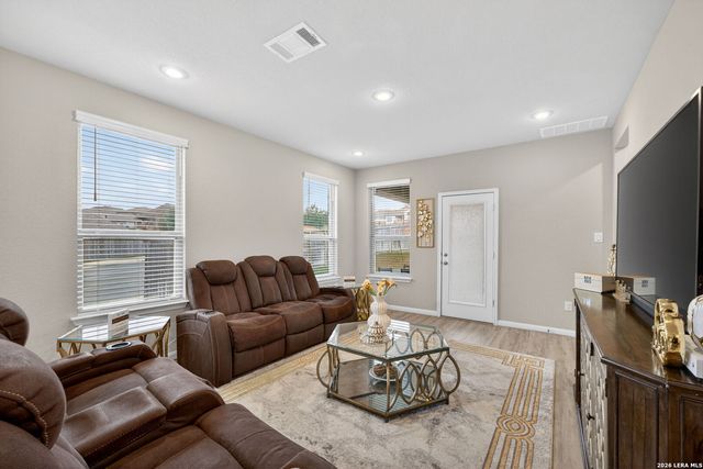 2639 barkey, San Antonio, TX 78245