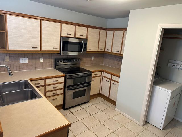 40 N Interstate 35 S 8C4, Austin, TX 78701