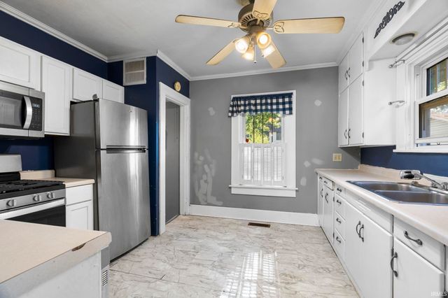 1205 N 13th Street, Lafayette, IN 47904