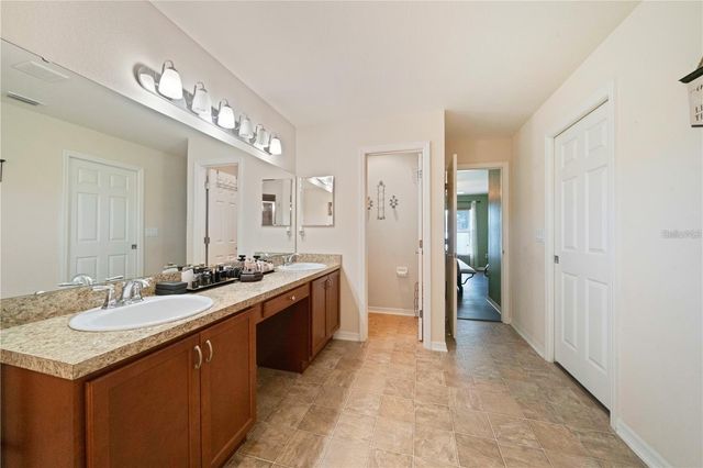 6518 CRESCENT LOOP, Winter Haven, FL 33884