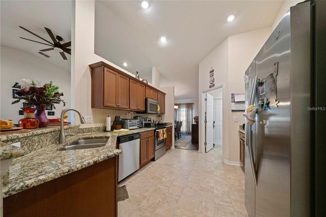 6518 CRESCENT LOOP, Winter Haven, FL 33884