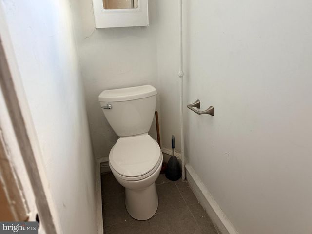 10 E GLENSIDE AVE, Glenside, PA 19038