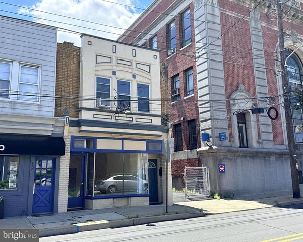 10 E GLENSIDE AVE, Glenside, PA 19038