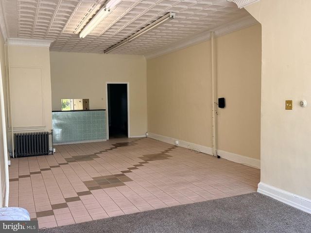 10 E GLENSIDE AVE, Glenside, PA 19038