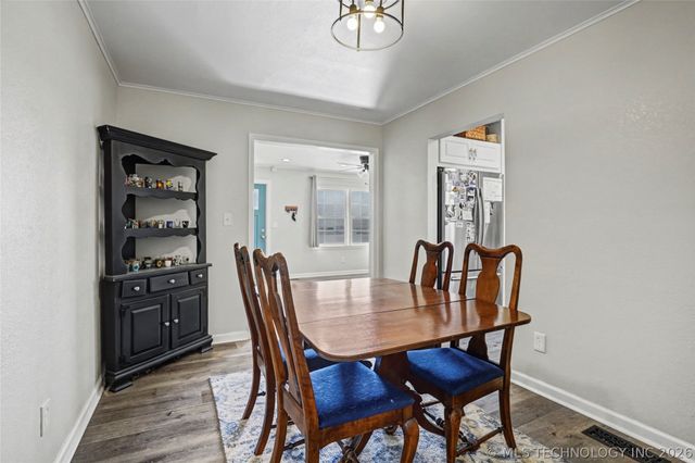 1107 W 4th Street, Sand Springs, OK 74063