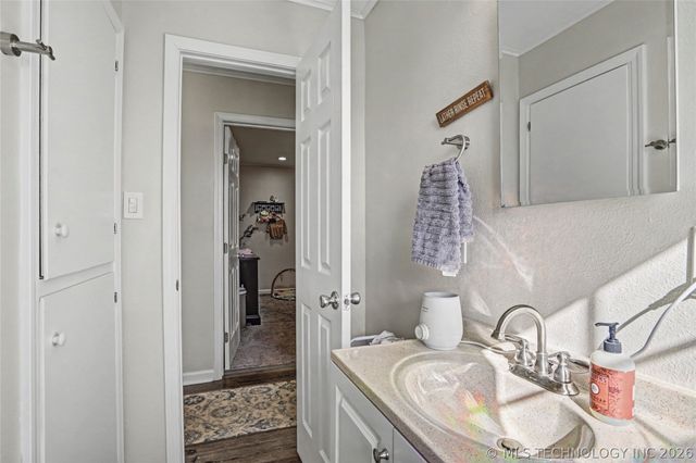 1107 W 4th Street, Sand Springs, OK 74063