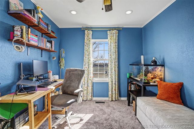 1107 W 4th Street, Sand Springs, OK 74063