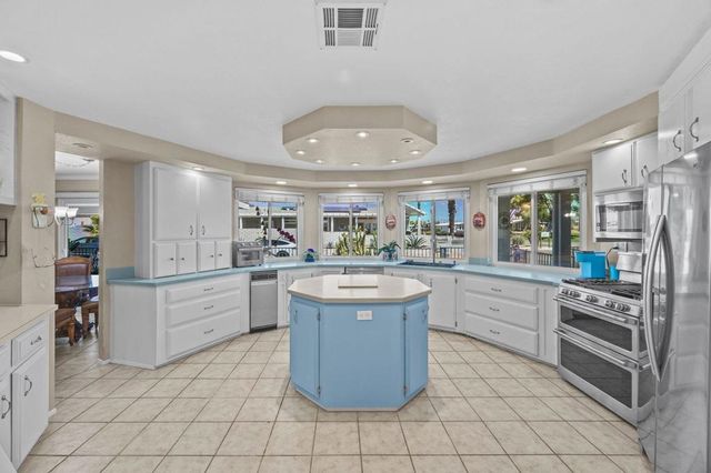 39731 Palm Greens Parkway, Palm Desert, CA 92260