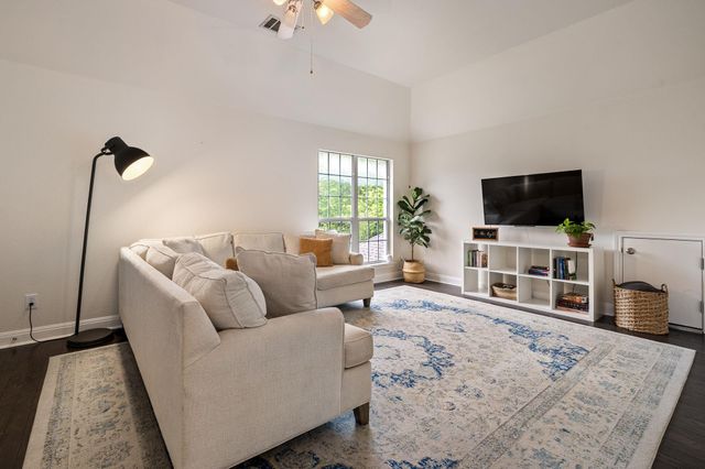 2263 Hamlet CIR, Round Rock, TX 78664