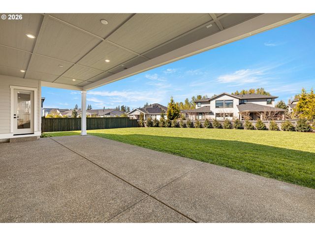 6043 Se JURA St, Hillsboro, OR 97123