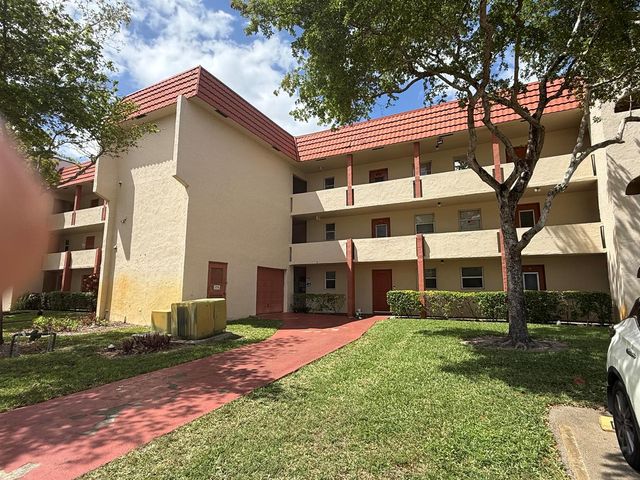8051 Sunrise Lakes Drive N 210, Sunrise, FL 33322