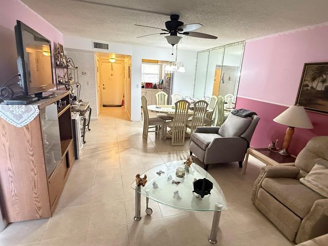 8051 Sunrise Lakes Drive N 210, Sunrise, FL 33322