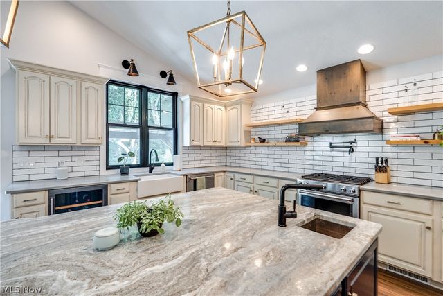 5560 East Boulevard NW, Canton, OH 44718