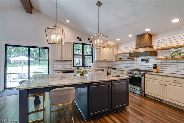 5560 East Boulevard NW, Canton, OH 44718