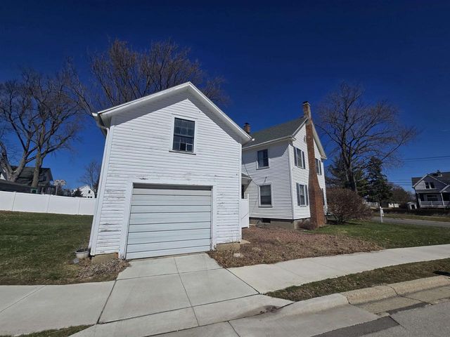 605 W Madison Street, Lake Mills, WI 53551