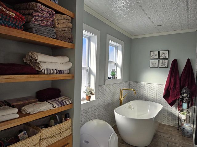 605 W Madison Street, Lake Mills, WI 53551