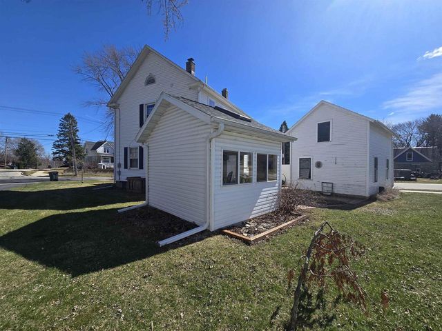 605 W Madison Street, Lake Mills, WI 53551