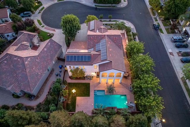 3770 Serena Avenue, Clovis, CA 93619