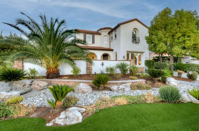 3770 Serena Avenue, Clovis, CA 93619