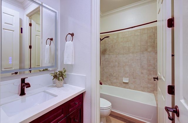 3770 Serena Avenue, Clovis, CA 93619