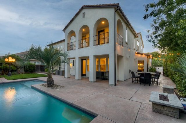 3770 Serena Avenue, Clovis, CA 93619
