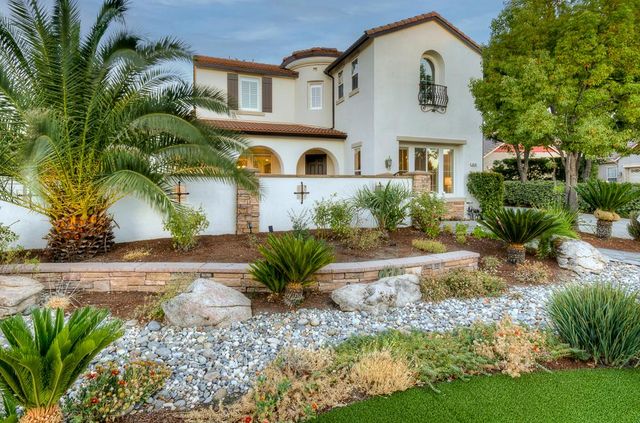 3770 Serena Avenue, Clovis, CA 93619