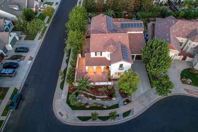 3770 Serena Avenue, Clovis, CA 93619