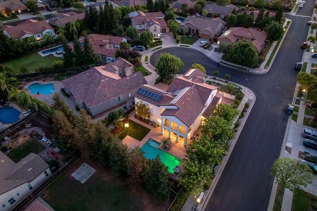 3770 Serena Avenue, Clovis, CA 93619