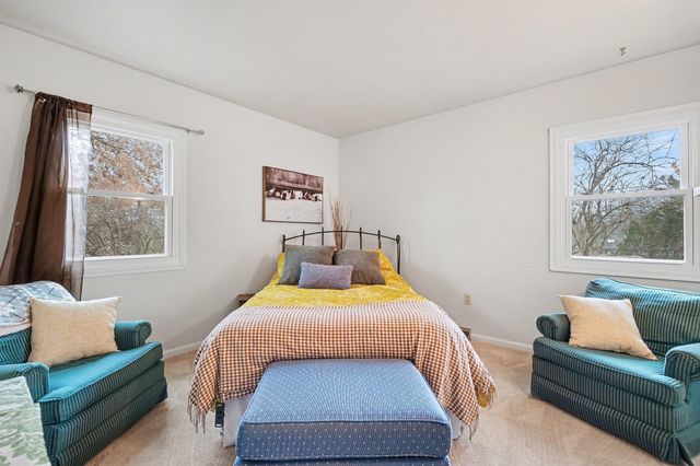 749 Meadow View Drive, Villa Hills, KY 41017