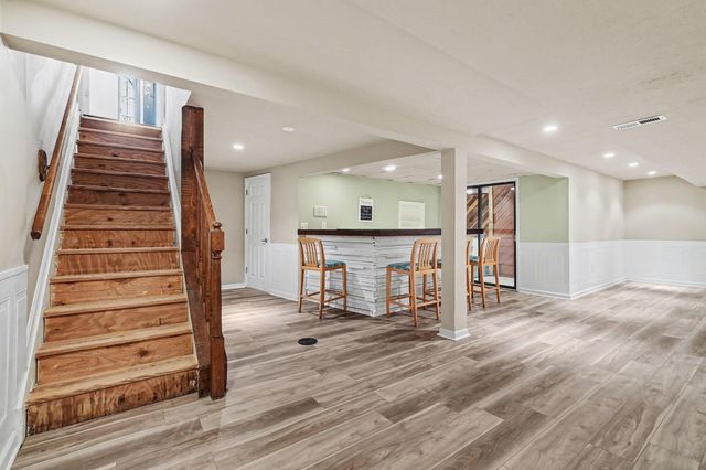 749 Meadow View Drive, Villa Hills, KY 41017