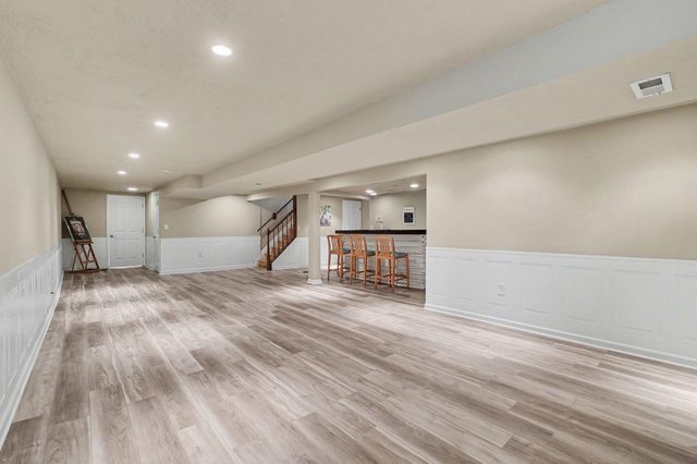 749 Meadow View Drive, Villa Hills, KY 41017