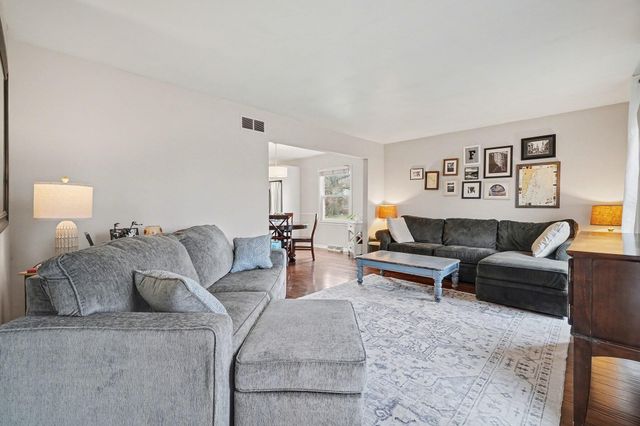 749 Meadow View Drive, Villa Hills, KY 41017