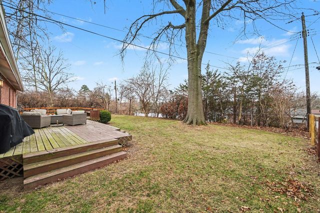 749 Meadow View Drive, Villa Hills, KY 41017