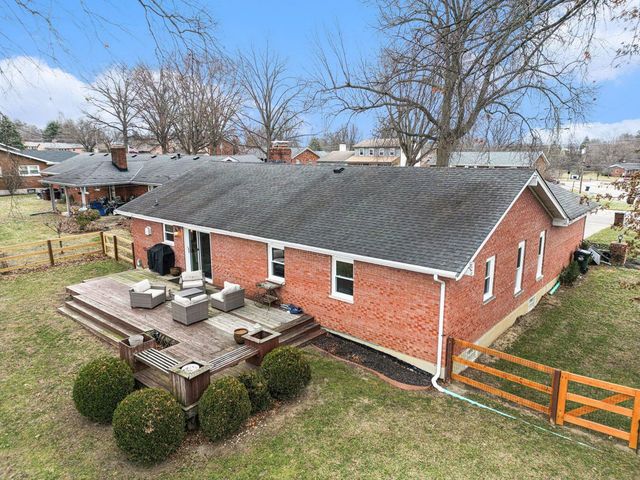 749 Meadow View Drive, Villa Hills, KY 41017