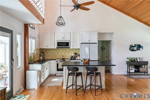 1590 Cardinal Woods Ln, Henrico, VA 23231
