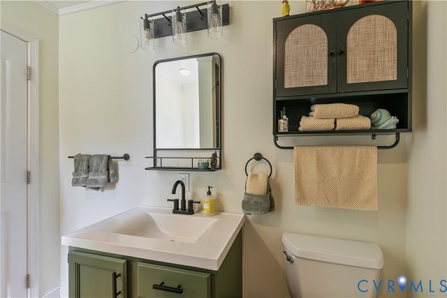 1590 Cardinal Woods Ln, Henrico, VA 23231