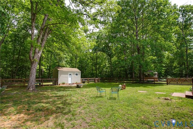 1590 Cardinal Woods Ln, Henrico, VA 23231