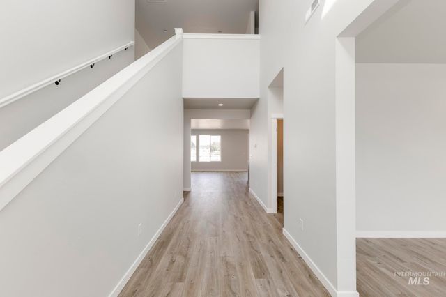 5459 W Yarnell St, Eagle, ID 83616