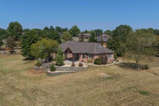 4105 Mccauley Road, Nixa, MO 65714
